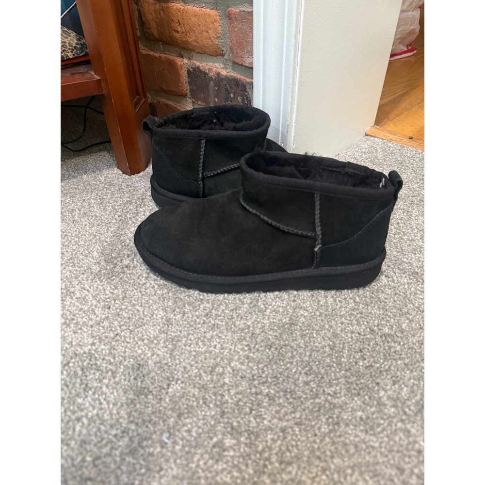 UGG Classic Ultra Mini Black Suede Sheepskin Ankle Boots Kids Size 4